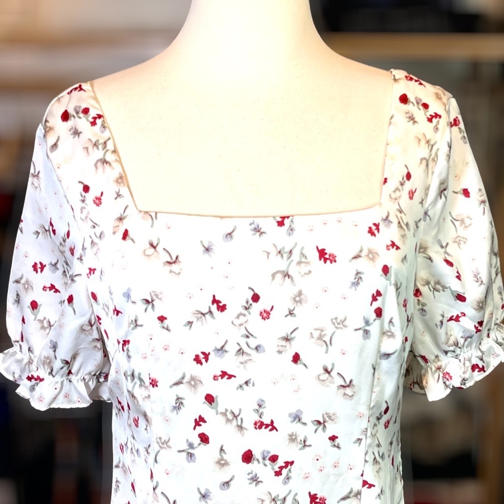 OUR HERITAGE ~ Floral Print Romantic Midi Dress ~ Size Medium - Picture 4 of 7